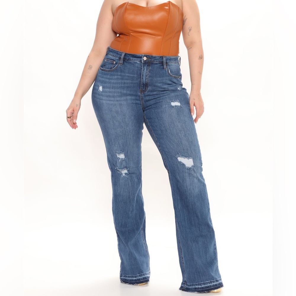 Flare Jeans - Picture 2 of 4